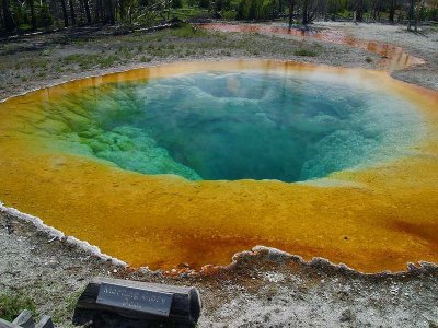 800px-morning_glory_pool2.jpg