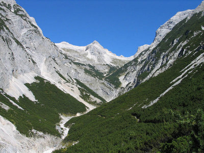 800px-birkkarspitze_von_s_hq.jpg