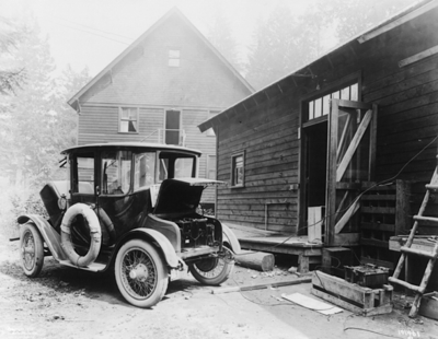 773px-detroit_electric_car_charging.png