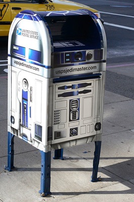 400px-r2d2_mailbox.jpg